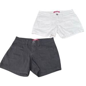 Unionbay *Bundle of 2* Women's Darcy 5" Stretch Shorts White/Gray Sz 3